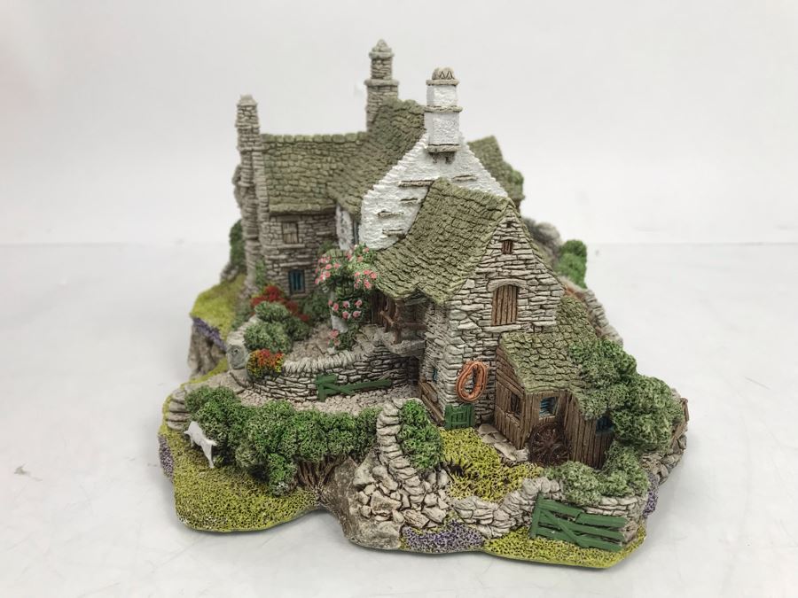 Vintage 1992 Lilliput Lane 'High Ghyll Farm' Sculpture Figurine With Box Retailed $360 [Photo 5]