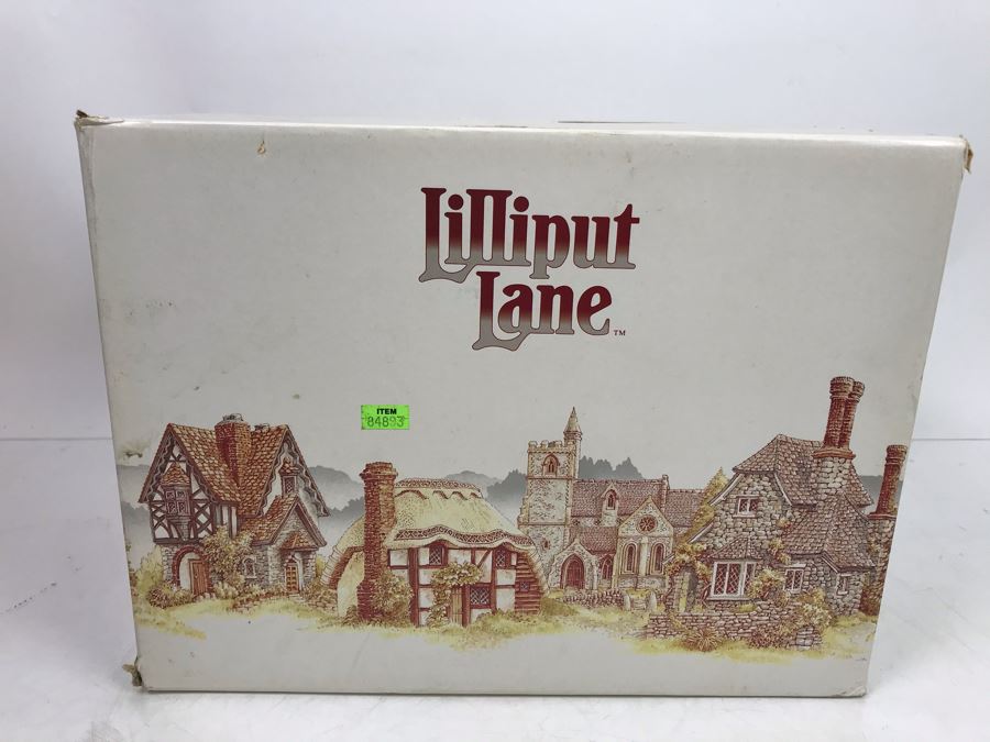 Vintage 1990 Lilliput Lane 'Eilean Donan Castle' Sculpture Figurine With Box [Photo 16]