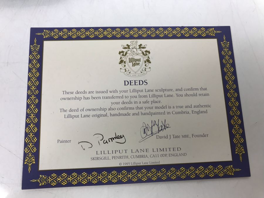 Vintage 1990 Lilliput Lane 'Eilean Donan Castle' Sculpture Figurine With Box [Photo 12]