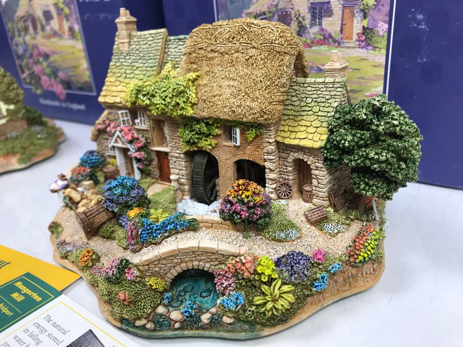 Pair Of Lilliput Lane Cottages 1997 'Mangerton Mill' And 1997 'Summer Days' With Boxes [Photo 7]