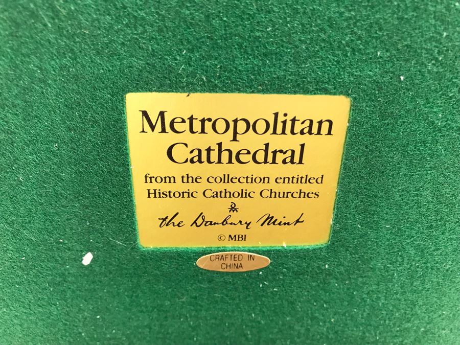 The Danbury Mint Metropolitan Cathedral From The Historic Catholic Churches Collection With Box [Photo 14]