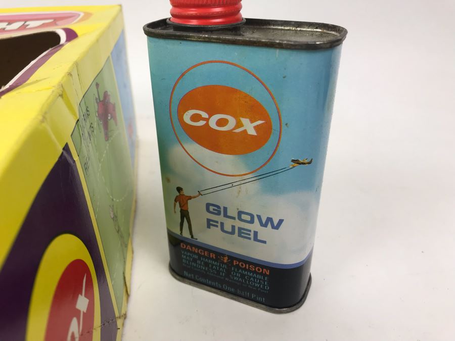 COX Red Knight Backyard Flier Gas Engine Powered Plane With Box - NO SHIPPING [Photo 9]