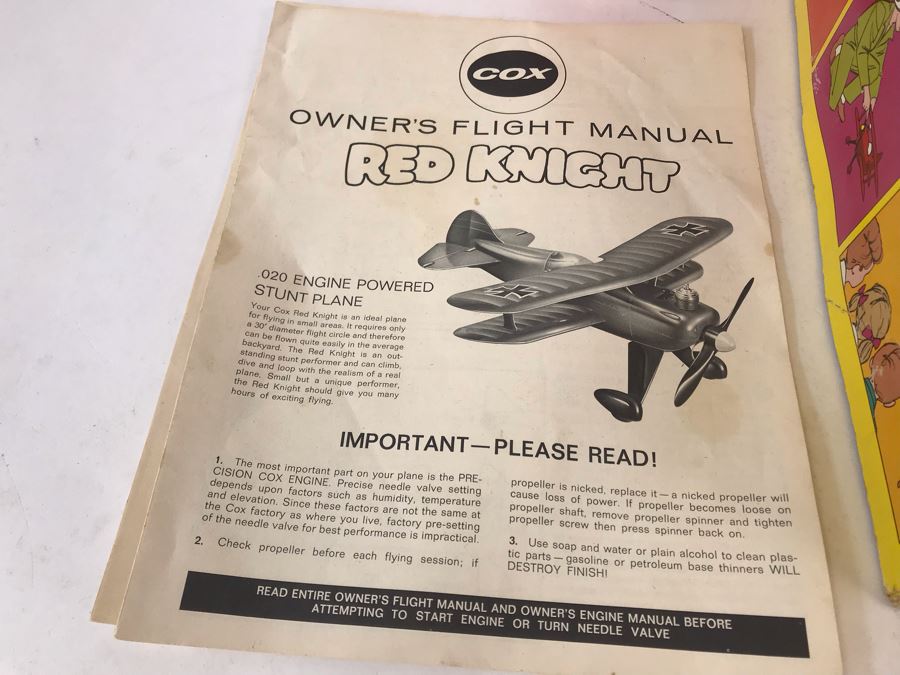 COX Red Knight Backyard Flier Gas Engine Powered Plane With Box - NO SHIPPING [Photo 2]