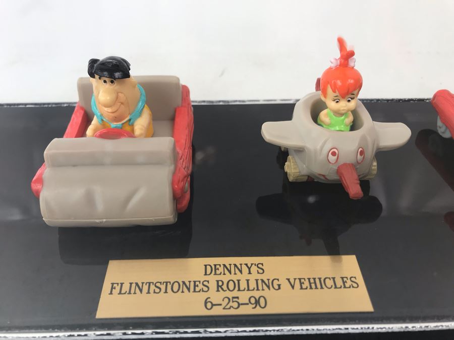 Denny's Flintstones Rolling Vehicles Toys With Acrylic Case Display [Photo 3]