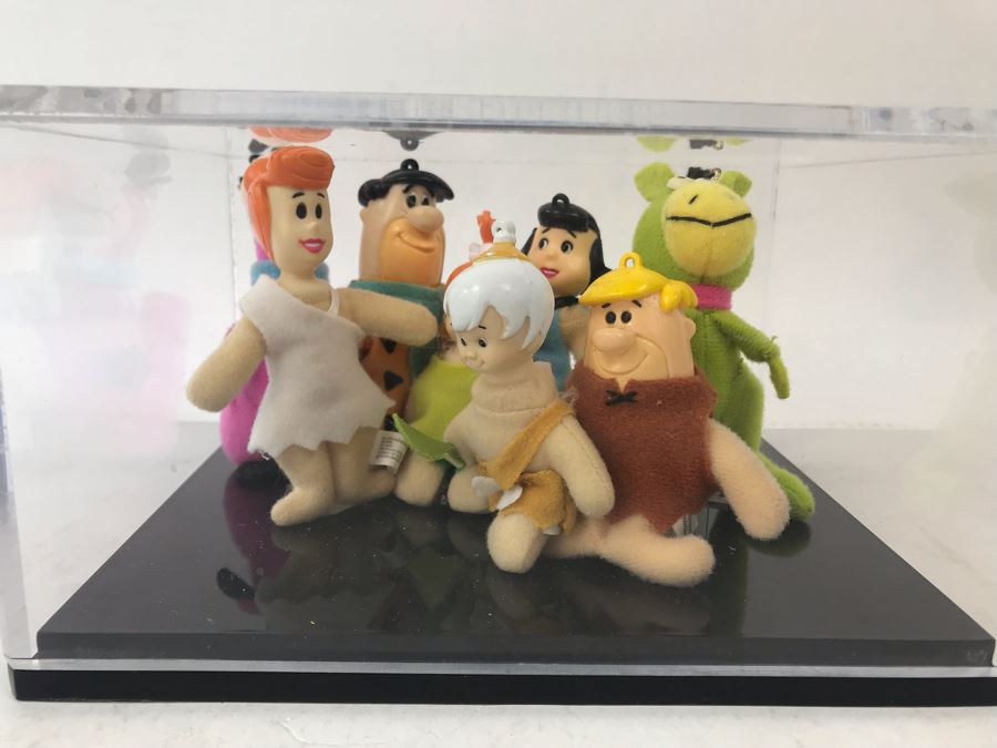 Hanna-Barbera Productions Flintstones Plush Vinyl Toys In Acrylic Display Case [Photo 2]
