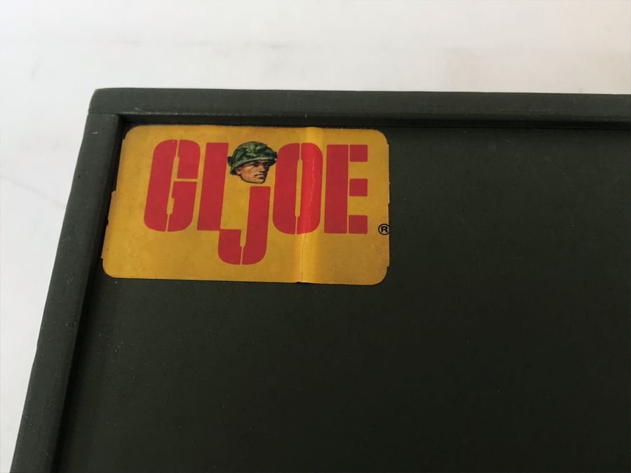 Vintage G.I. Joe Doll With Case, Accessories And Clothing [Photo 3]