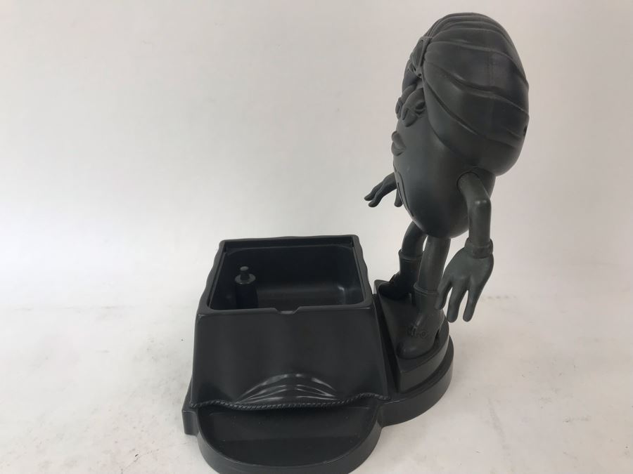 Prototype M&M Candy Dispenser [Photo 5]