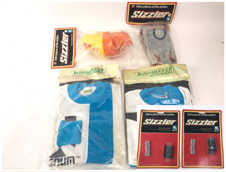 Various New Old Stock Mattel Sizzler Magnum Items Including Hardware, BMX Jerseys, Knee Pads And Gloves - See Photos [Photo 1]