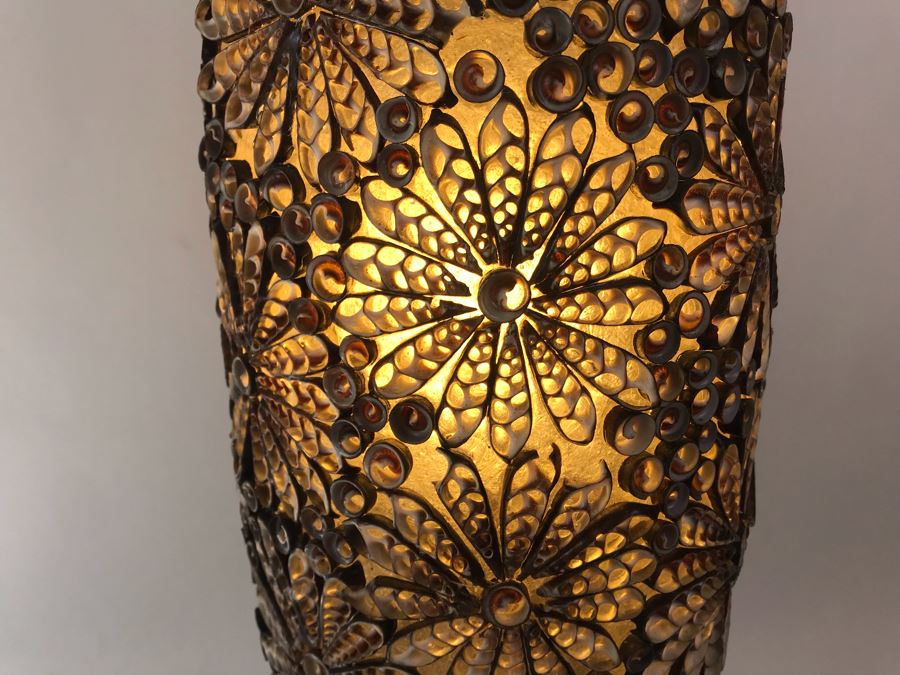 Unique Handcrafted Shell Lamp Light [Photo 4]