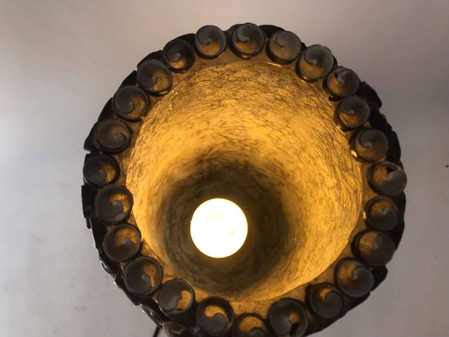 Unique Handcrafted Shell Lamp Light [Photo 6]