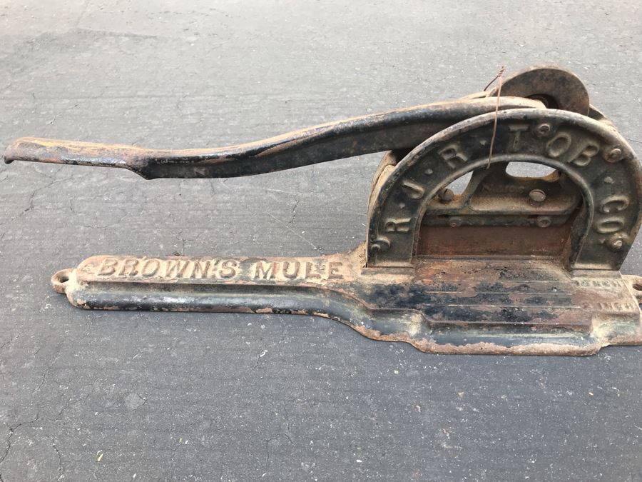 Antique Cast Iron Tobacco Cutter Brown's Mule RJR Tobacco Co. [Photo 2]
