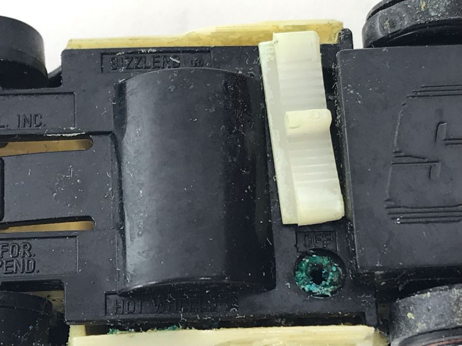 Vintage 1969 Mattel Sizzlers Hot Wheels Redline Side Burn Car [Photo 10]