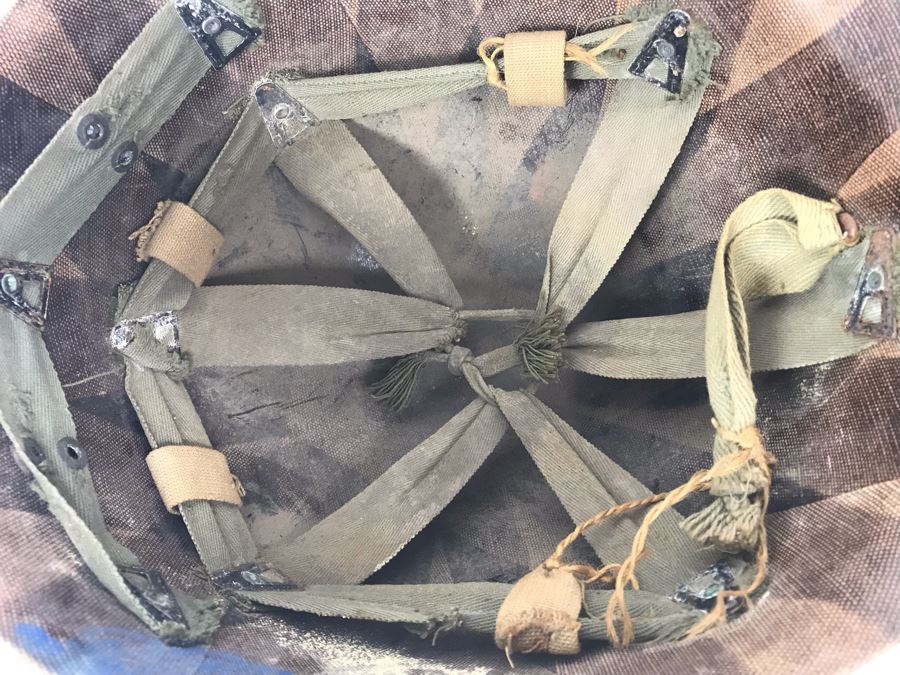 Vintage Painted WWII Helmet [Photo 8]