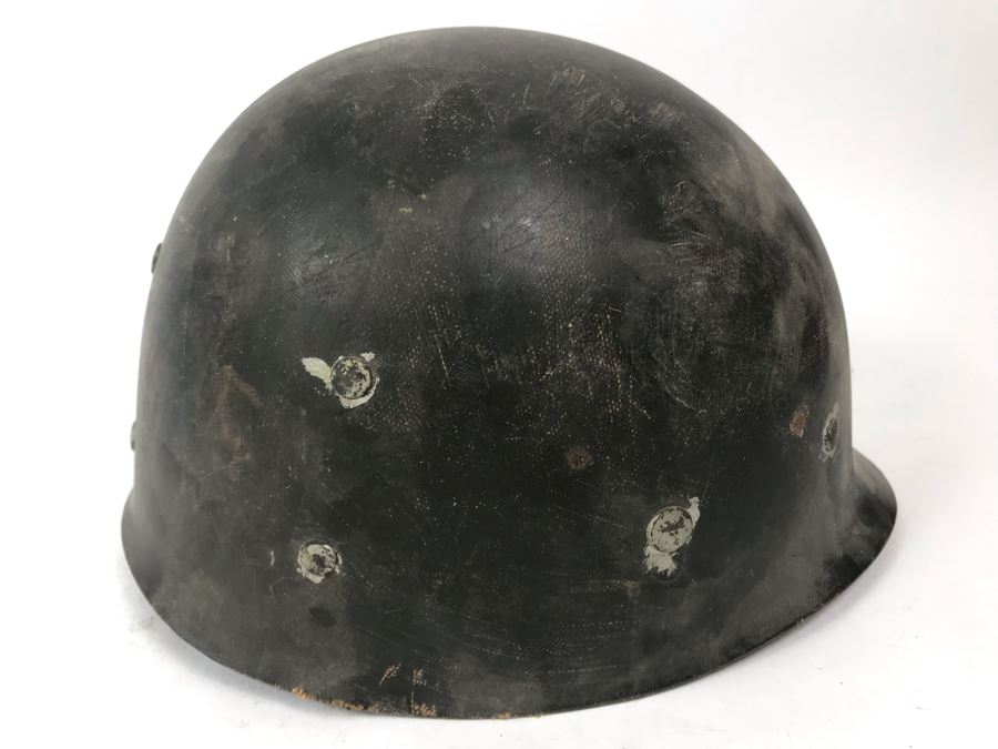 Vintage Painted WWII Helmet [Photo 6]