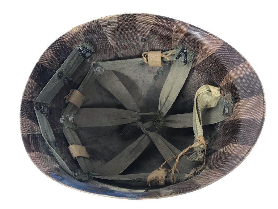 Vintage Painted WWII Helmet [Photo 7]