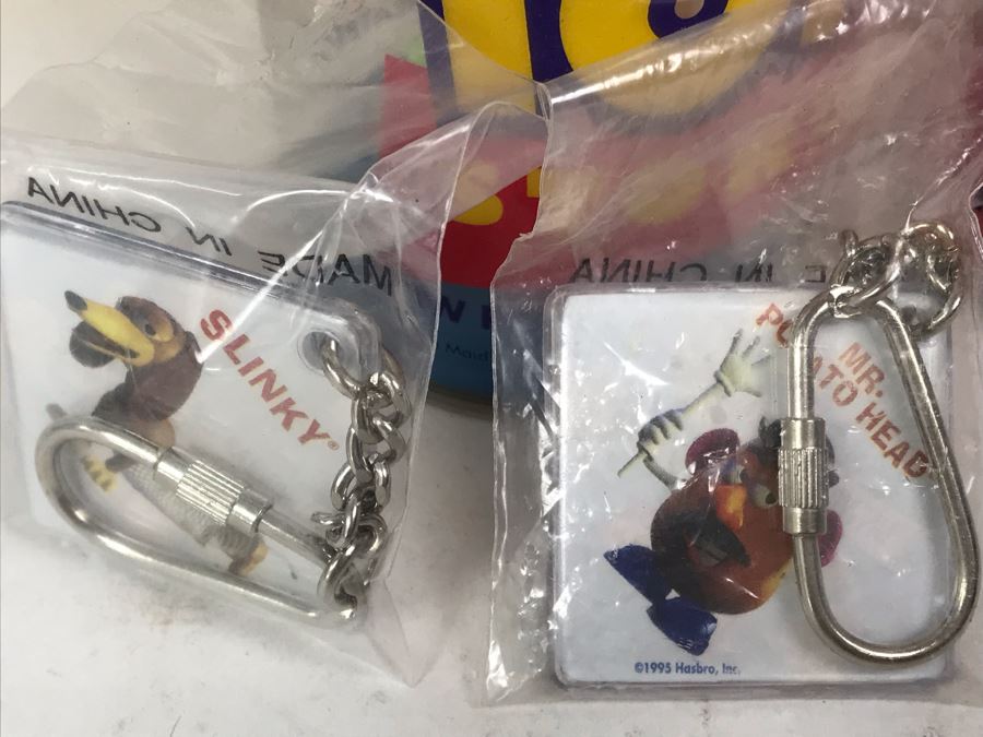 Rare Minute Maid Disney's Toy Story 1 Movie Promotional Toys With In Store Cardboard Poster And One Of Each Product Including Woody Rex Squeeze Bottels, Woody Buzz Lightyear Figurines And Keychains [Photo 5]