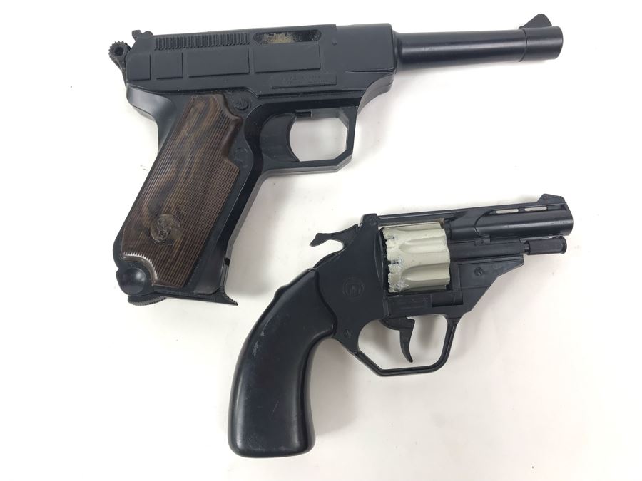 Pair Of Vintage Collectible Toy Cap Guns Made In Italy By Edison Giocattoli Mattel [Photo 1]