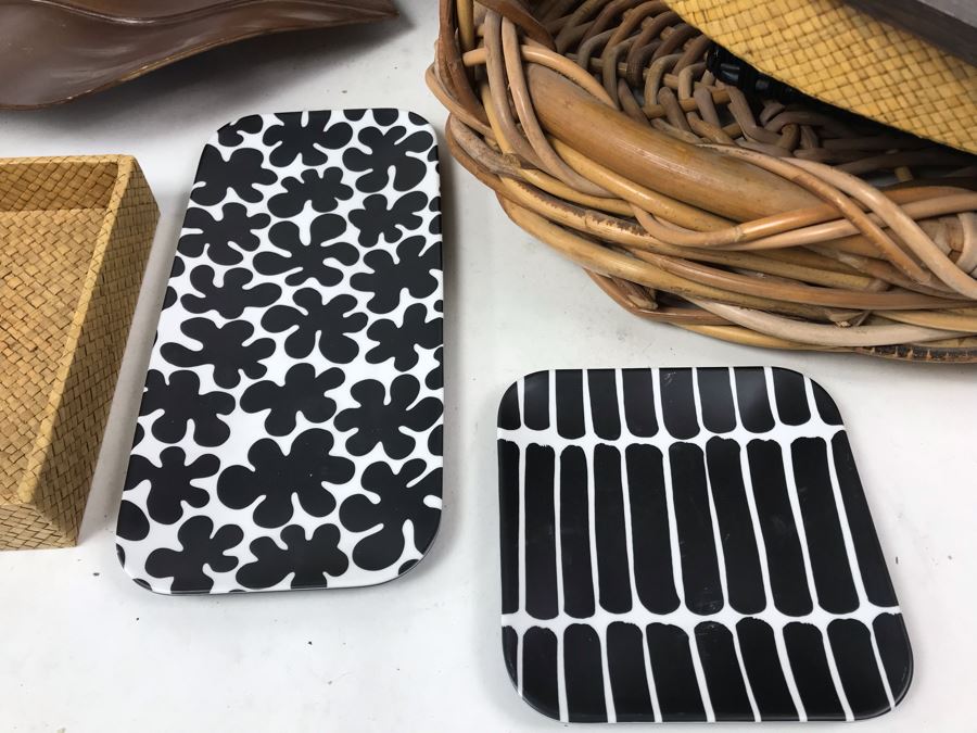 Various Serving Trays [Photo 6]