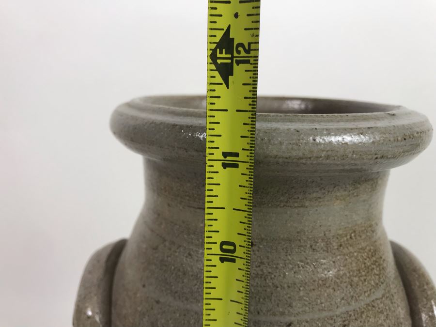 Crock Pot With Cow Design By Salmon Falls Stoneware Dover, N.H. 11.5'H [Photo 7]