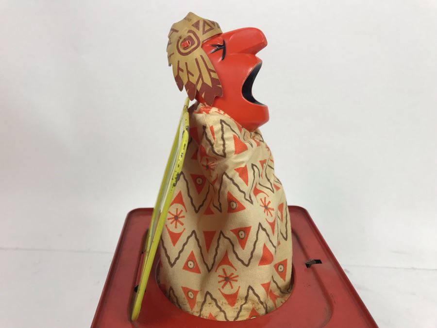 Vintage 1963 Mattel Superchief In-The-Music-Box Jack-In-The-Box Toy The Funny Company [Photo 18]