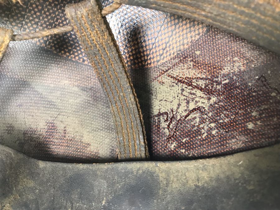 Vintage WWI Military Helmet  [Photo 13]