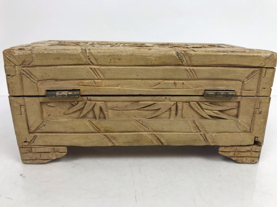 Vintage Chinese Carved Wooden Jewelry Box [Photo 8]