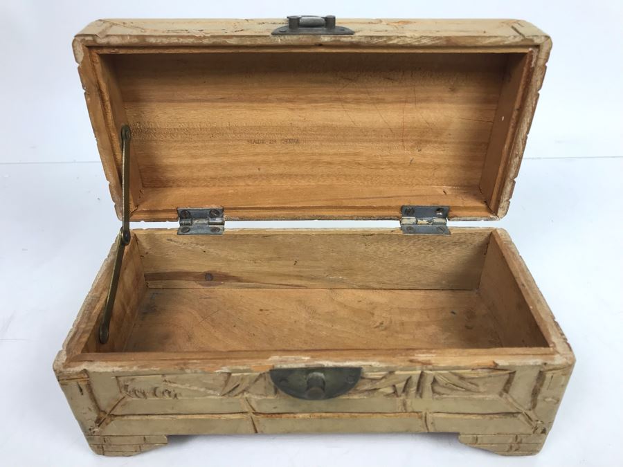 Vintage Chinese Carved Wooden Jewelry Box [Photo 13]