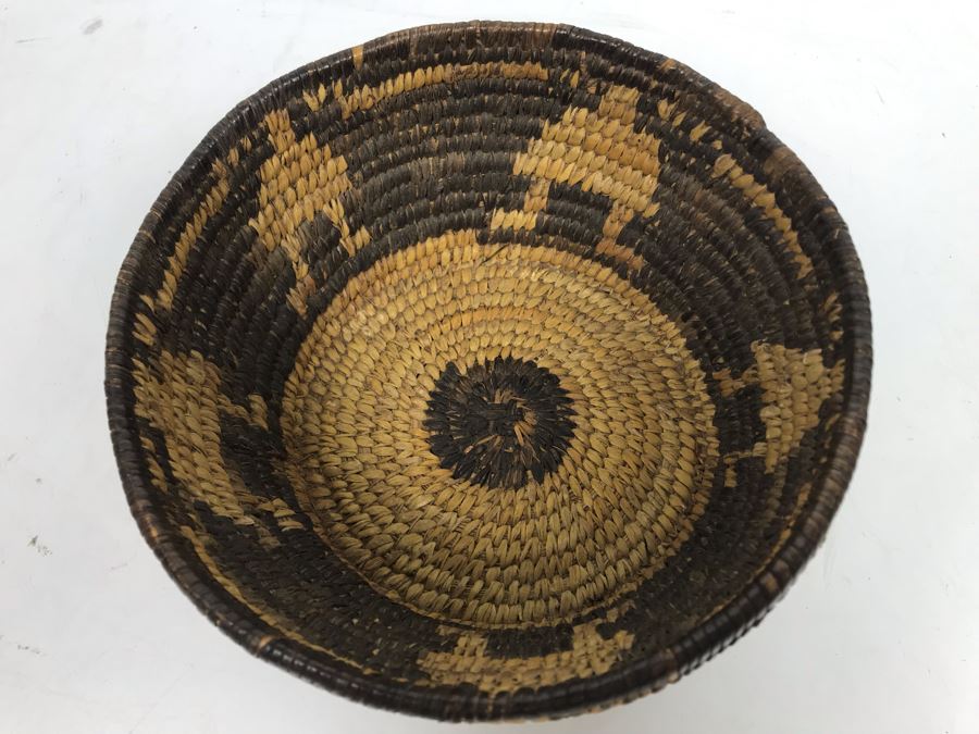 Vintage Native American Basket Design 3'H X 6.5'W [Photo 3]