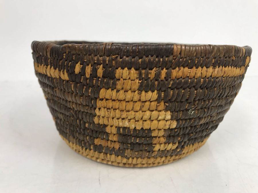 Vintage Native American Basket Design 3'H X 6.5'W [Photo 7]
