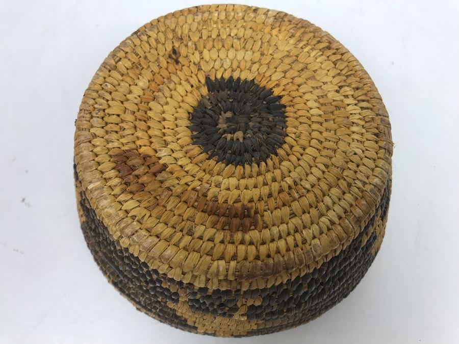 Vintage Native American Basket Design 3'H X 6.5'W [Photo 9]