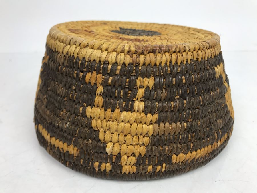 Vintage Native American Basket Design 3'H X 6.5'W [Photo 8]