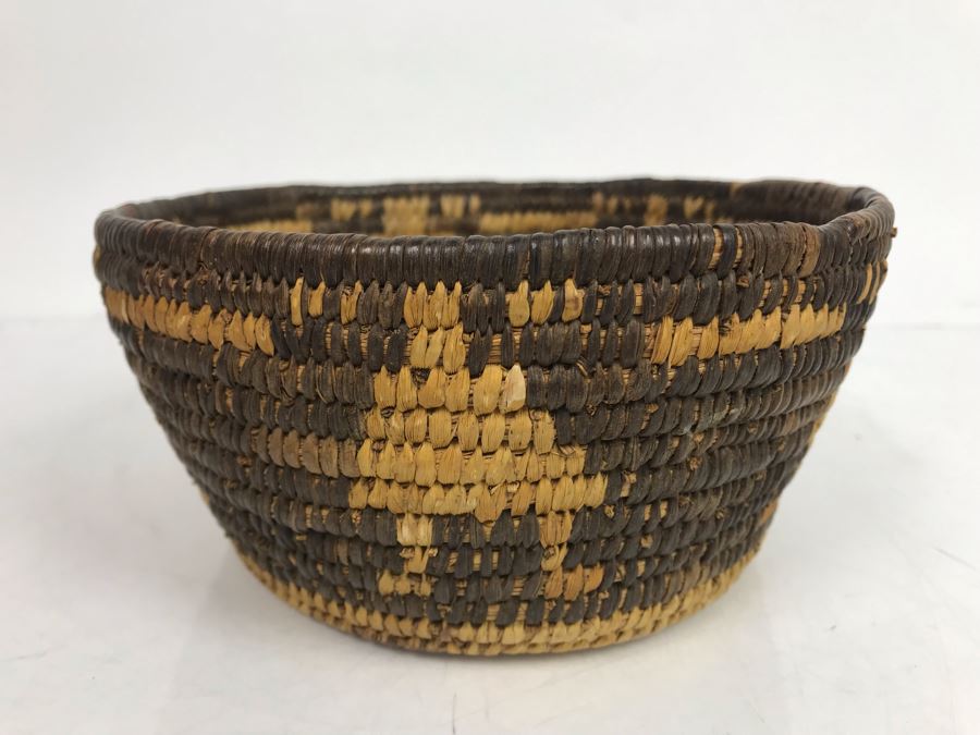 Vintage Native American Basket Design 3'H X 6.5'W [Photo 6]