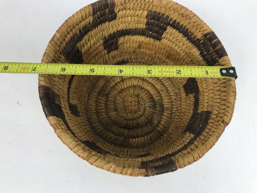 Vintage Native American Basket Design 4'H X 7'W [Photo 10]