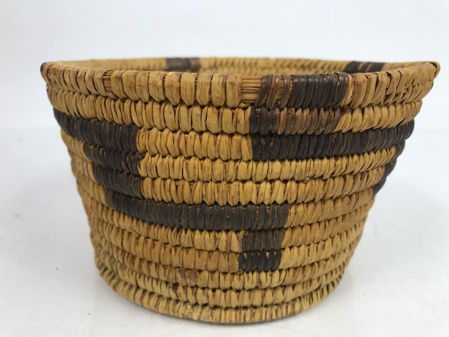 Vintage Native American Basket Design 4'H X 7'W [Photo 7]