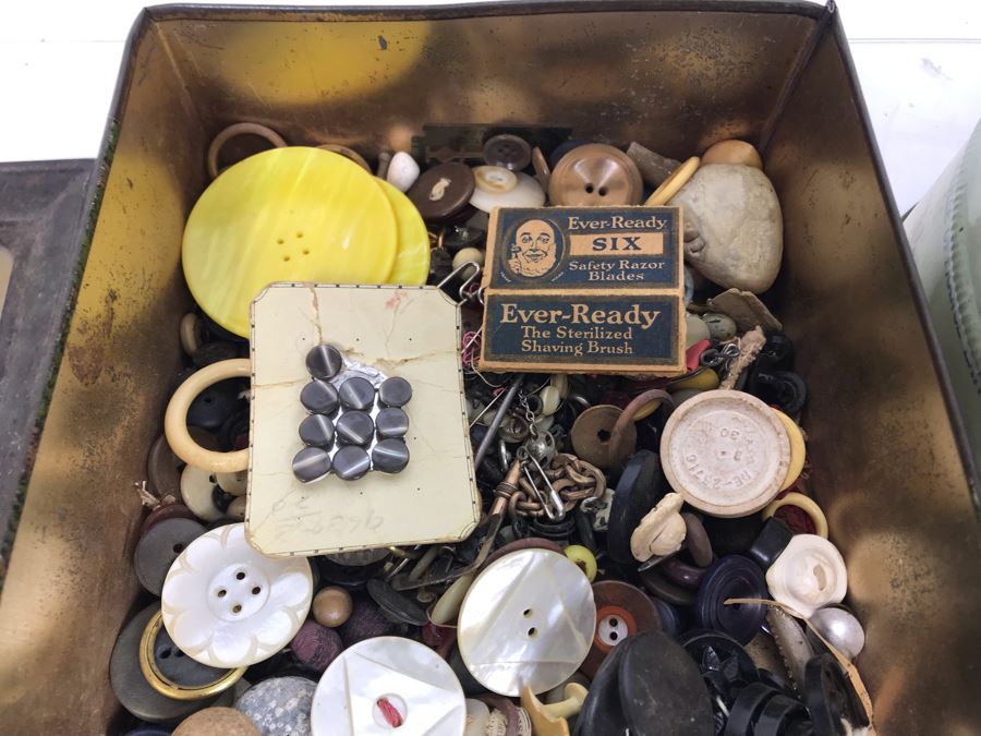 Pair Of Vintage Tins Filled With Vintage Sewing Supplies [Photo 3]