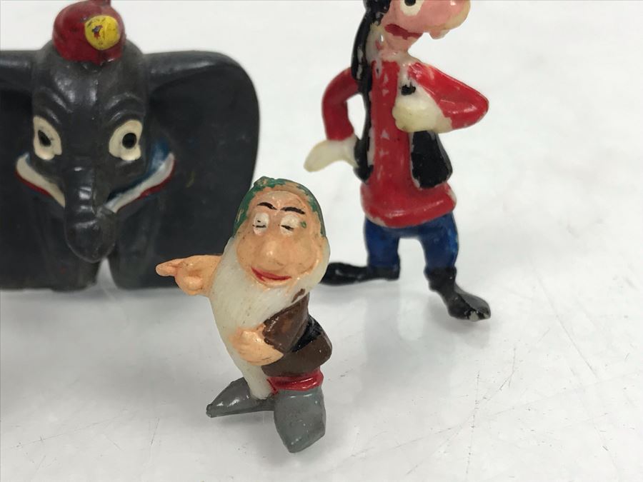 Collection Of Miniature Walt Disney Hong Kong Figurines Dumbo, Pluto, Minnie Mouse, Dwarves [Photo 5]
