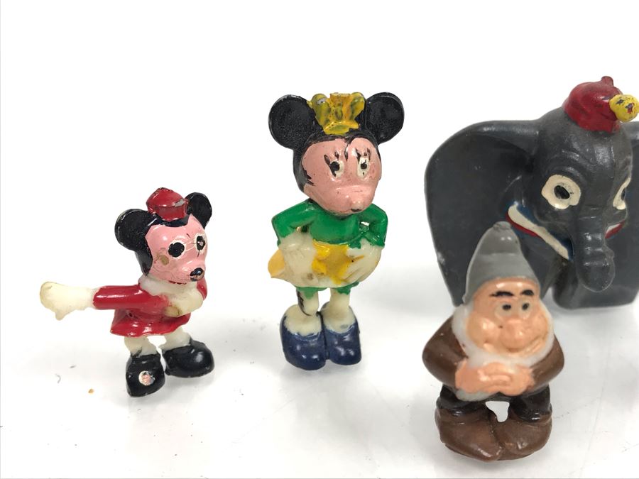 Collection Of Miniature Walt Disney Hong Kong Figurines Dumbo, Pluto, Minnie Mouse, Dwarves [Photo 3]