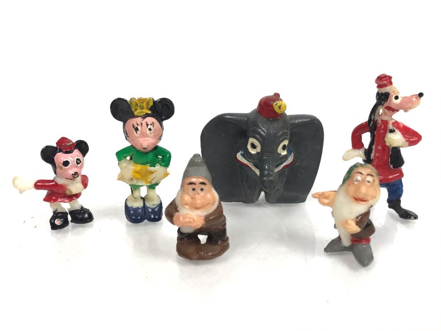 Collection Of Miniature Walt Disney Hong Kong Figurines Dumbo, Pluto, Minnie Mouse, Dwarves