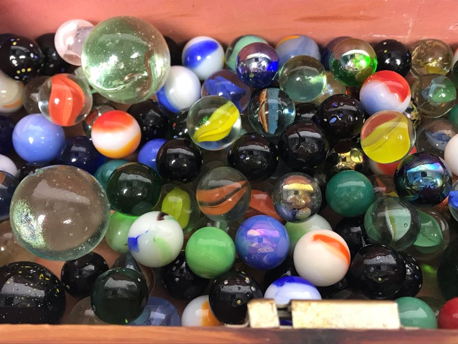 Miniature Lane Cedar Chest Box Filled With Vintage Glass Marbles [Photo 15]