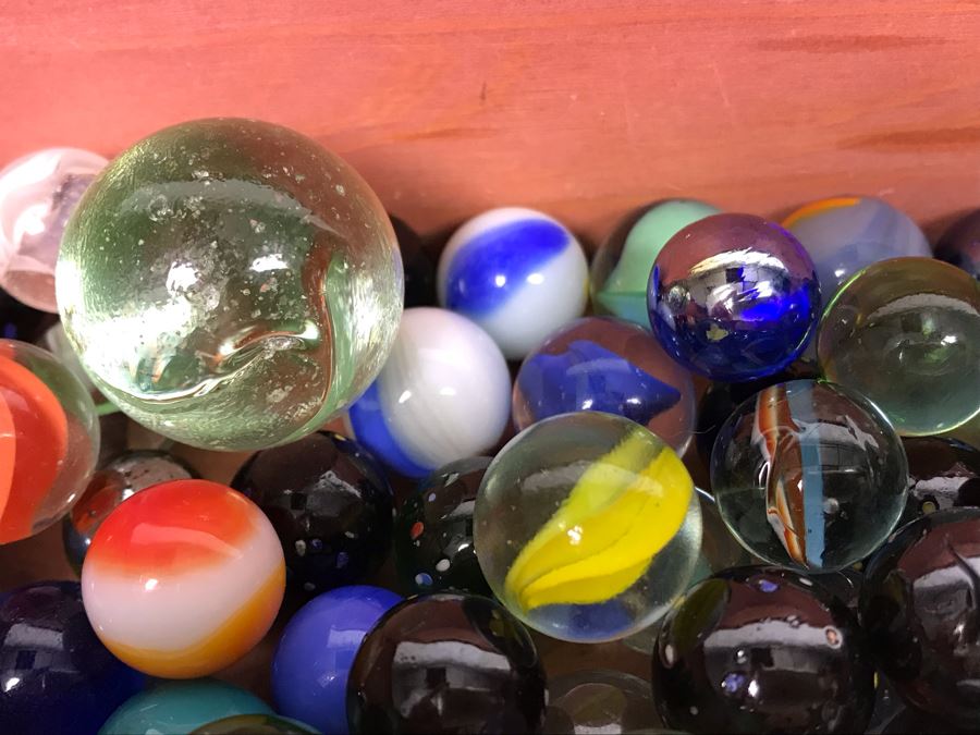 Miniature Lane Cedar Chest Box Filled With Vintage Glass Marbles [Photo 12]