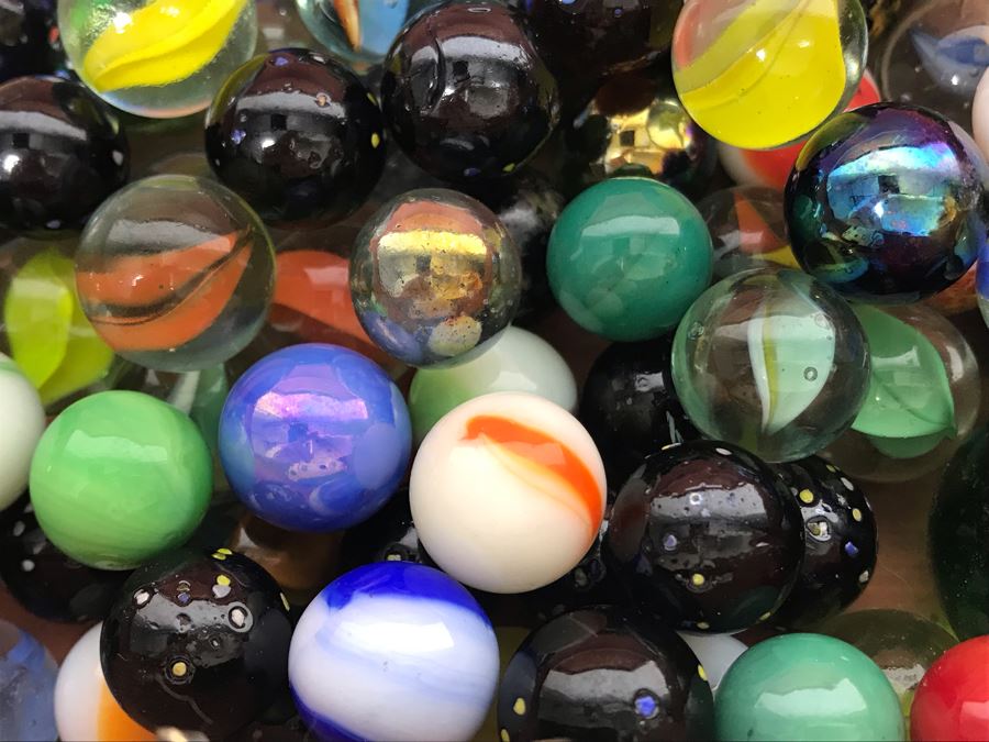 Miniature Lane Cedar Chest Box Filled With Vintage Glass Marbles [Photo 10]