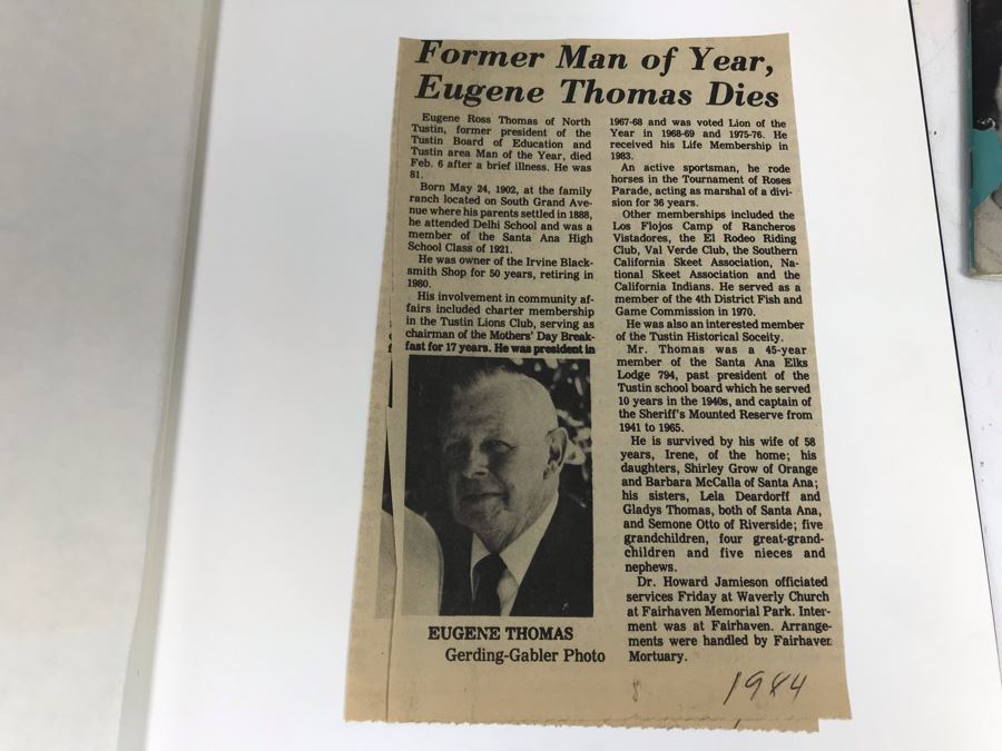 Vintage Bell & Howell Director Series 8MM Magazine Movie Camera With Box Model 424-424P And Gene Thomas Inverview Book From The Community History Project Of Santa Ana [Photo 14]