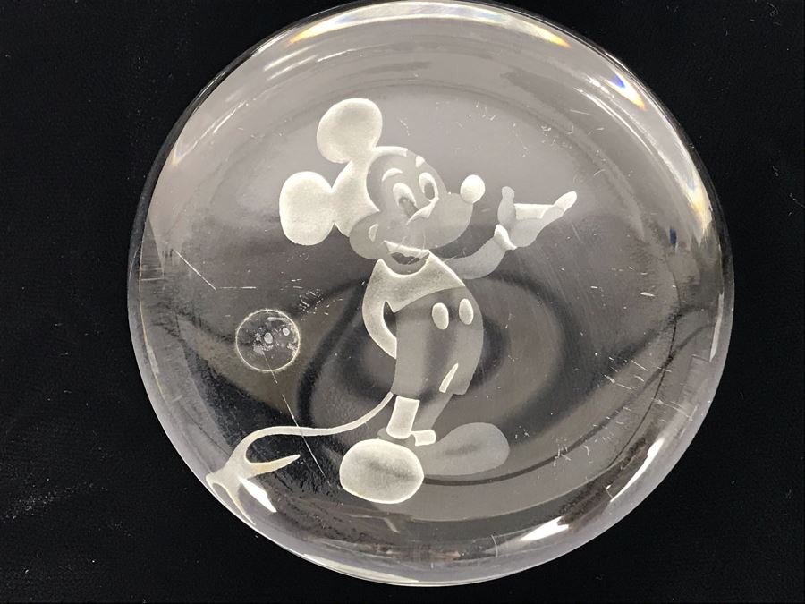 Vintage Walt Disney Productions Mickey Mouse Paperweight [Photo 6]