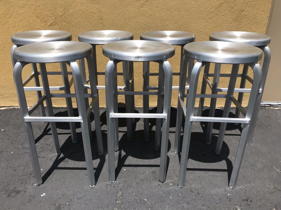(7) Metal Barstools Chairs 30.5'H X 18'W [Photo 2]