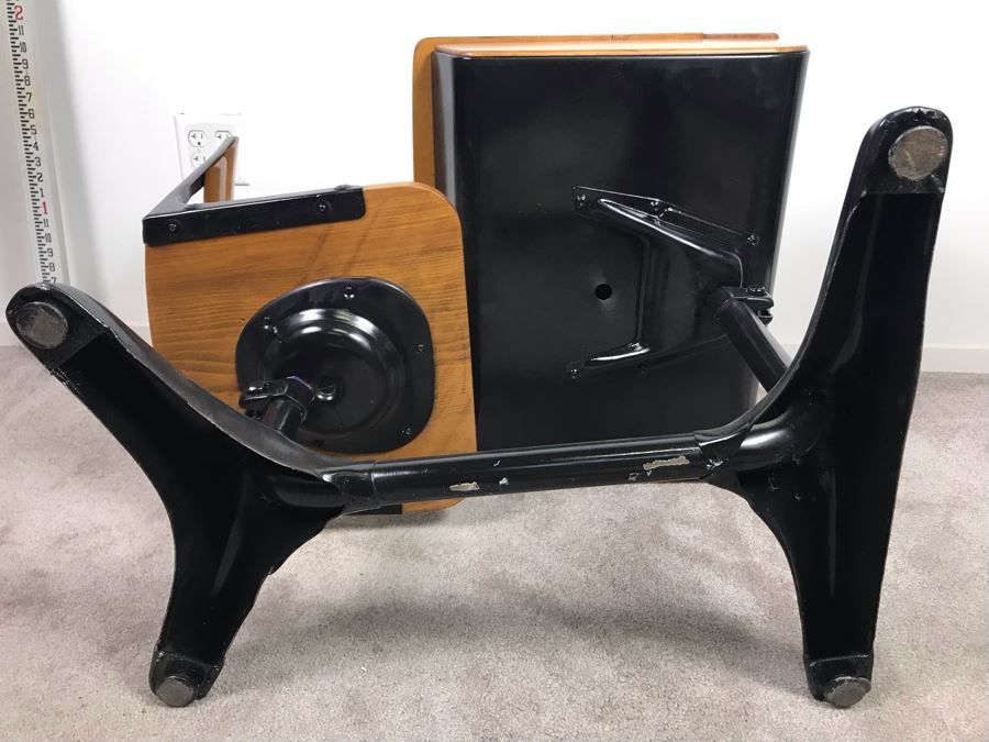 Vintage Children's School Desk Wood And Steel [Photo 16]