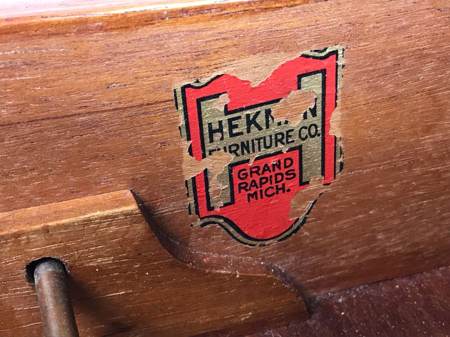 Stunning Antique Hekman Furniture Co Sewing Cabinet Grand Rapids Mi - Note Hinges On Top Side Doors Are Not Attached 30'W X 14'D X 29'H [Photo 3]