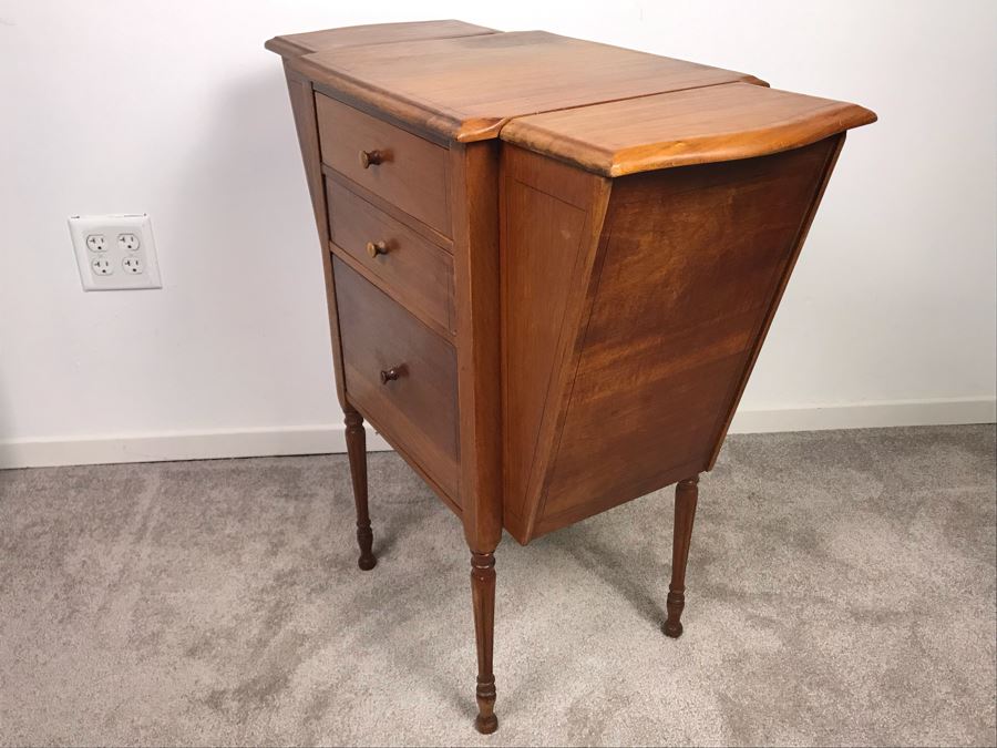 Stunning Antique Hekman Furniture Co Sewing Cabinet Grand Rapids Mi - Note Hinges On Top Side Doors Are Not Attached 30'W X 14'D X 29'H [Photo 13]