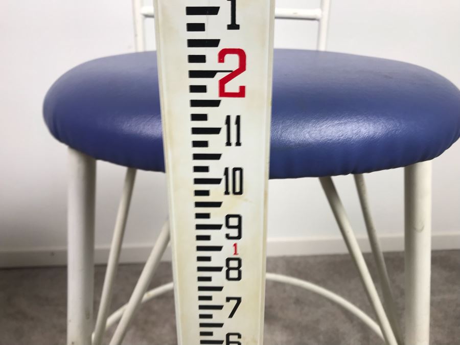 Pair Of Mid-Century Heavy Duty Metal Bar Stools 22' Seat Height [Photo 9]