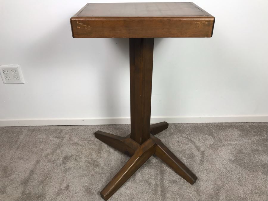 Vintage Wooden Dictionary Stand 2'8'H X 19'W X 12'D [Photo 4]