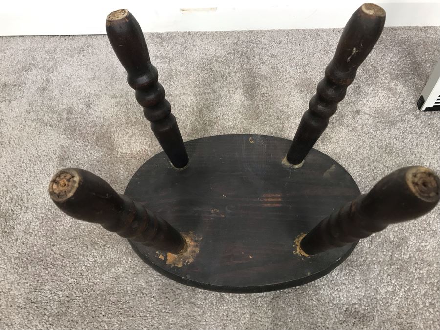 Vintage Wooden Milking Stool [Photo 5]